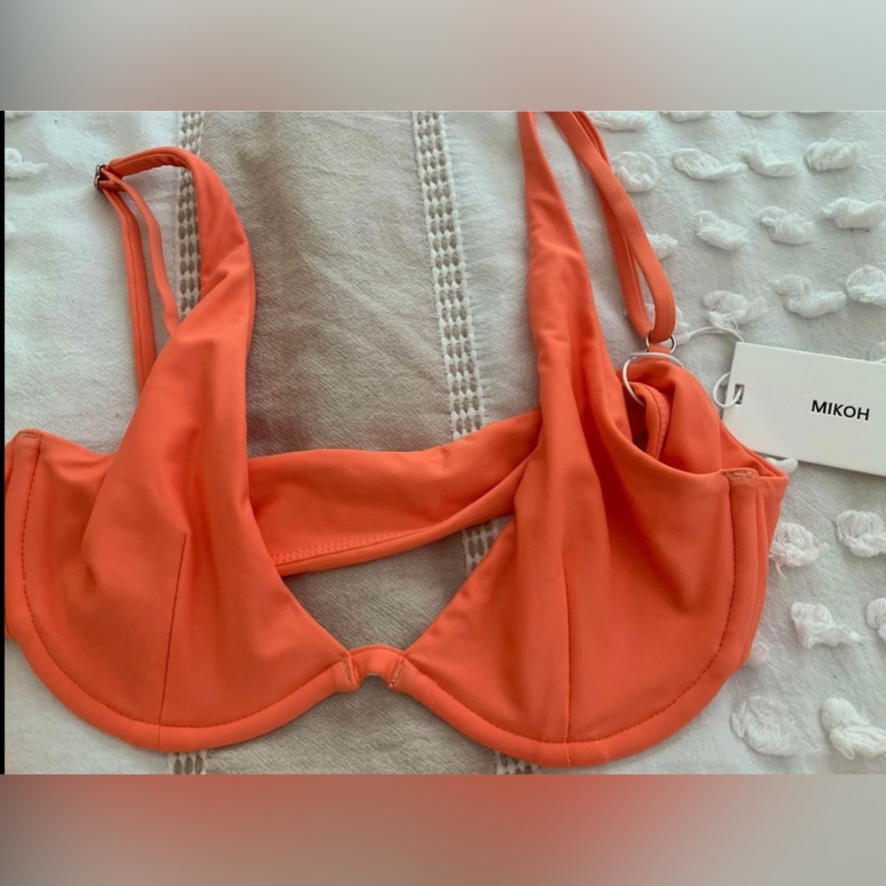 NWT Mikoh Santa Rosa Top